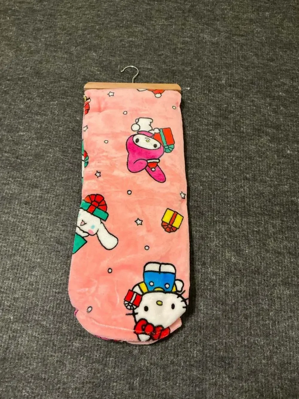 The Northwest Group Hello Kitty and Friends Holiday Surprise Silk Touch